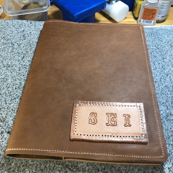 Mini and regular padfolio hand tooled - Picture 5 of 6